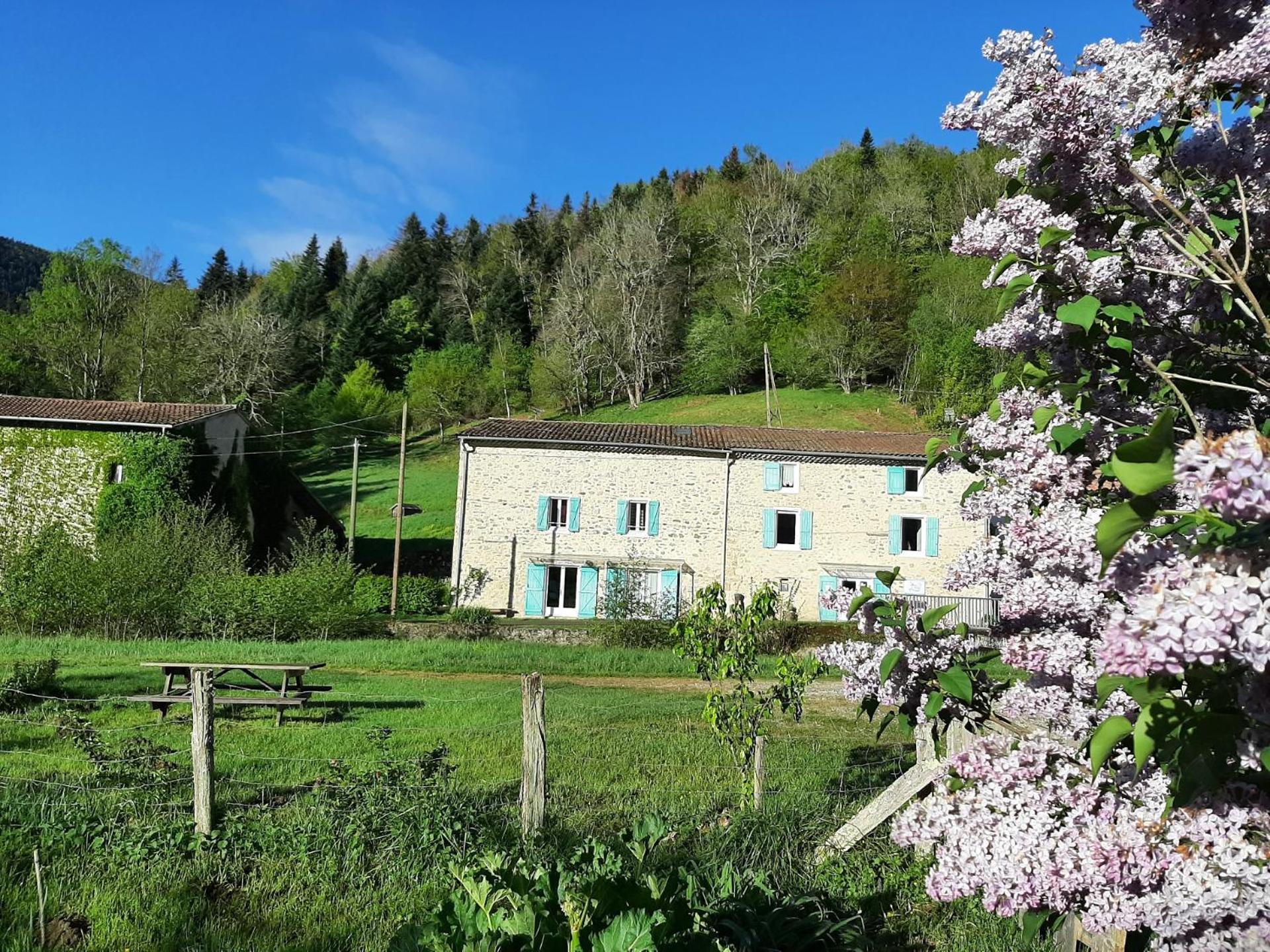 Au Mohair Des Alpy Fougax-et-Barrineuf Eksteriør bilde